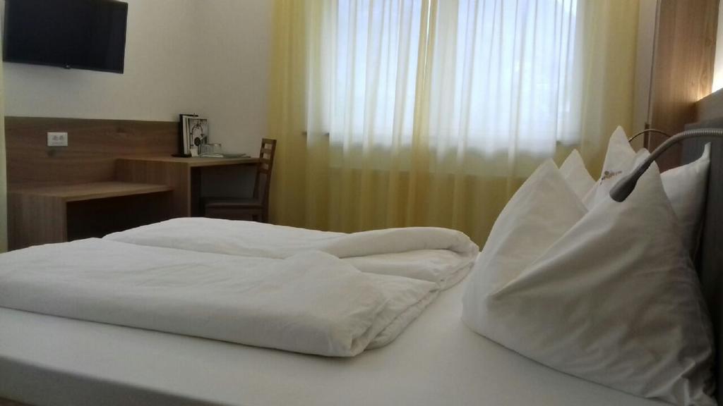 Garni Raffein Hotel Lana Ngoại thất bức ảnh